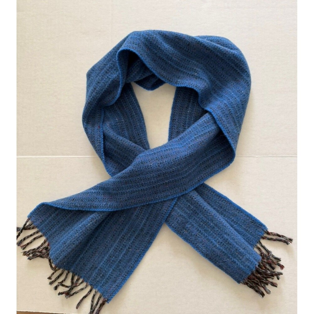 Isle of Mull Weavers Wool Scarf Made In Scotland Blue Fringe